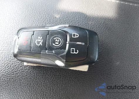 2015 Ford Fusion Titanium z USA, uszkodzony, nr VIN 3FA6P0K95FR238278